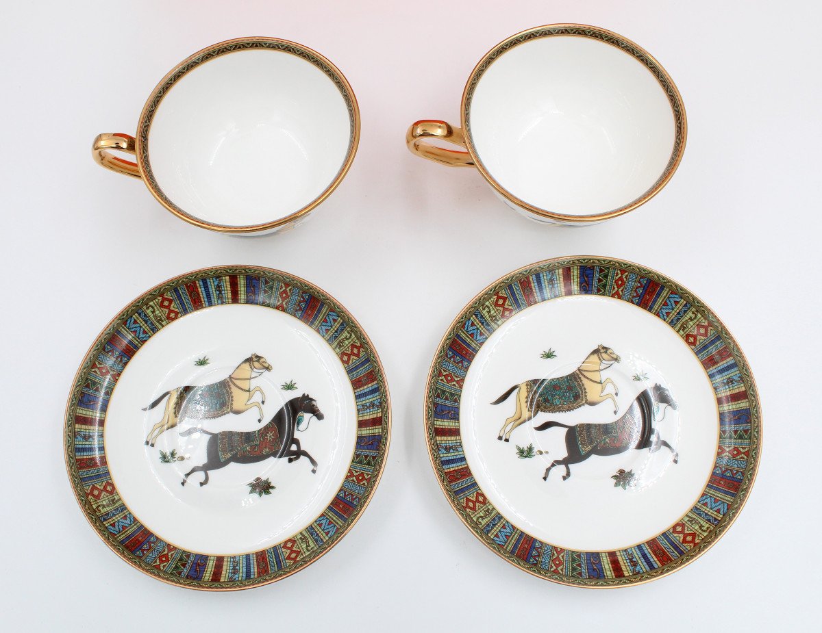 Hermes Pair Of Cheval d'Orient Teacups And Saucers With Box-photo-1