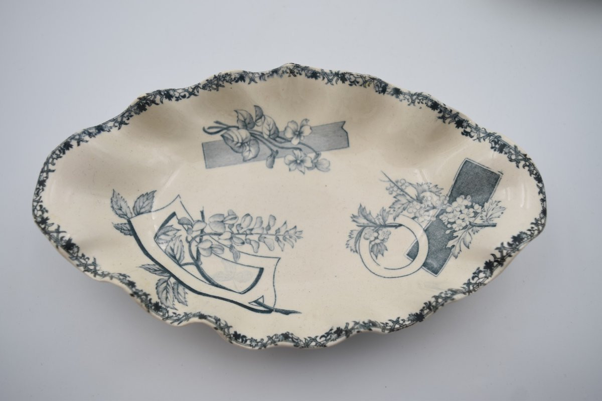 4 Shell-shaped Dishes In Terre De Fer Earthenware Grand Dépôt With Japanese Decor-photo-3