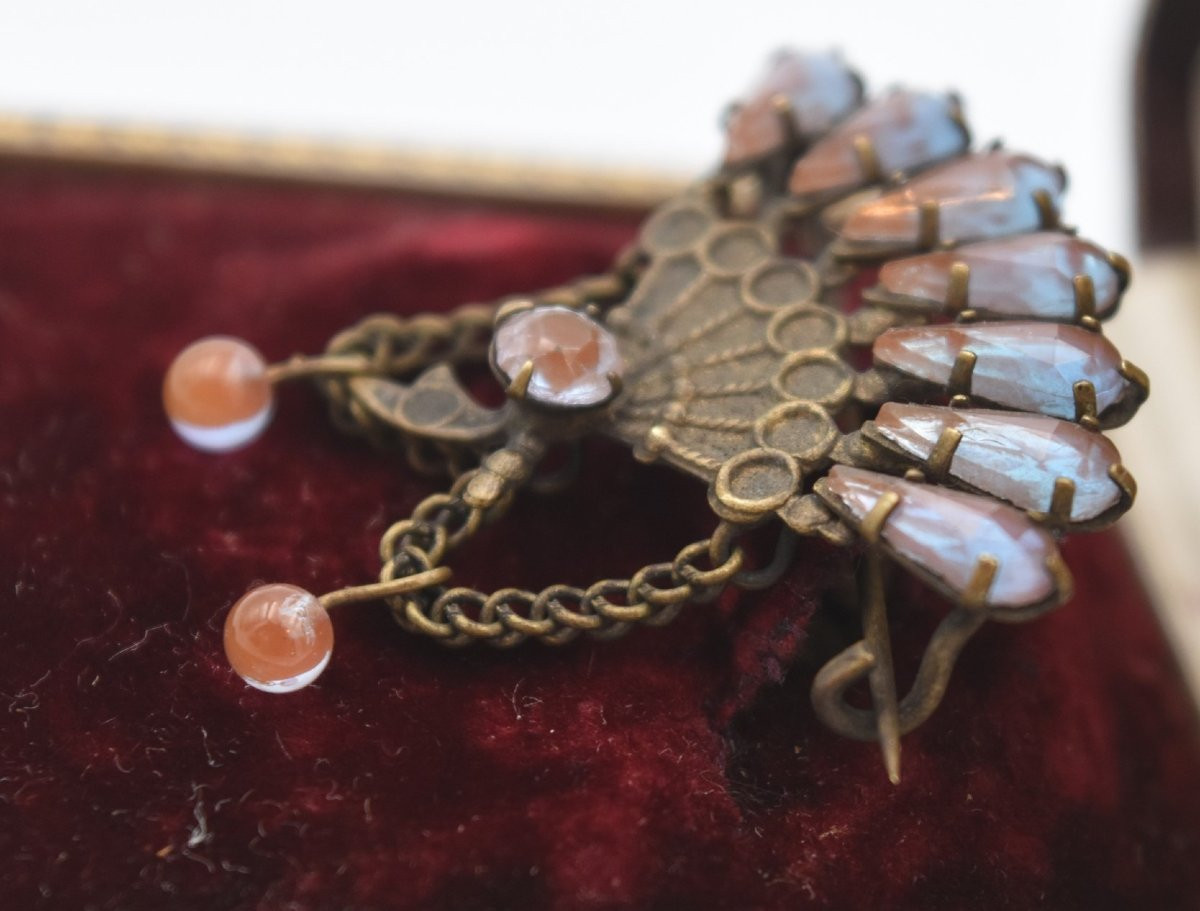 Antique Fan-shaped Brooch In Sapphire And Brass-photo-2
