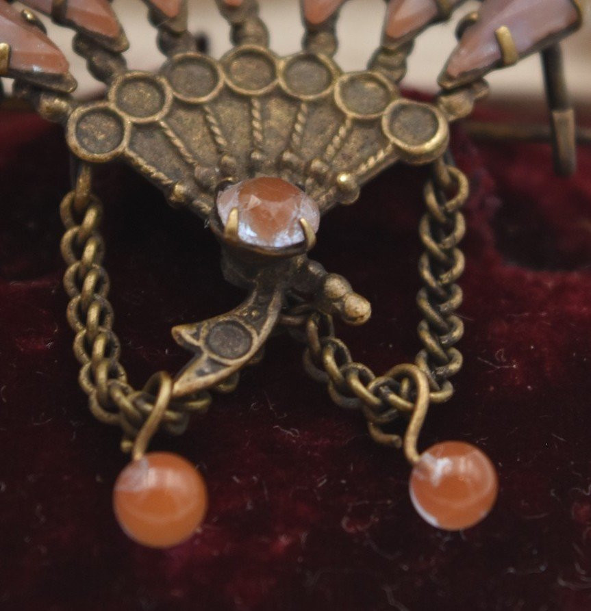 Antique Fan-shaped Brooch In Sapphire And Brass-photo-6