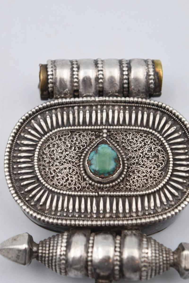 Antique Large Gau Tibet Nepal Pendant In Turquoise Silver And Brass-photo-1