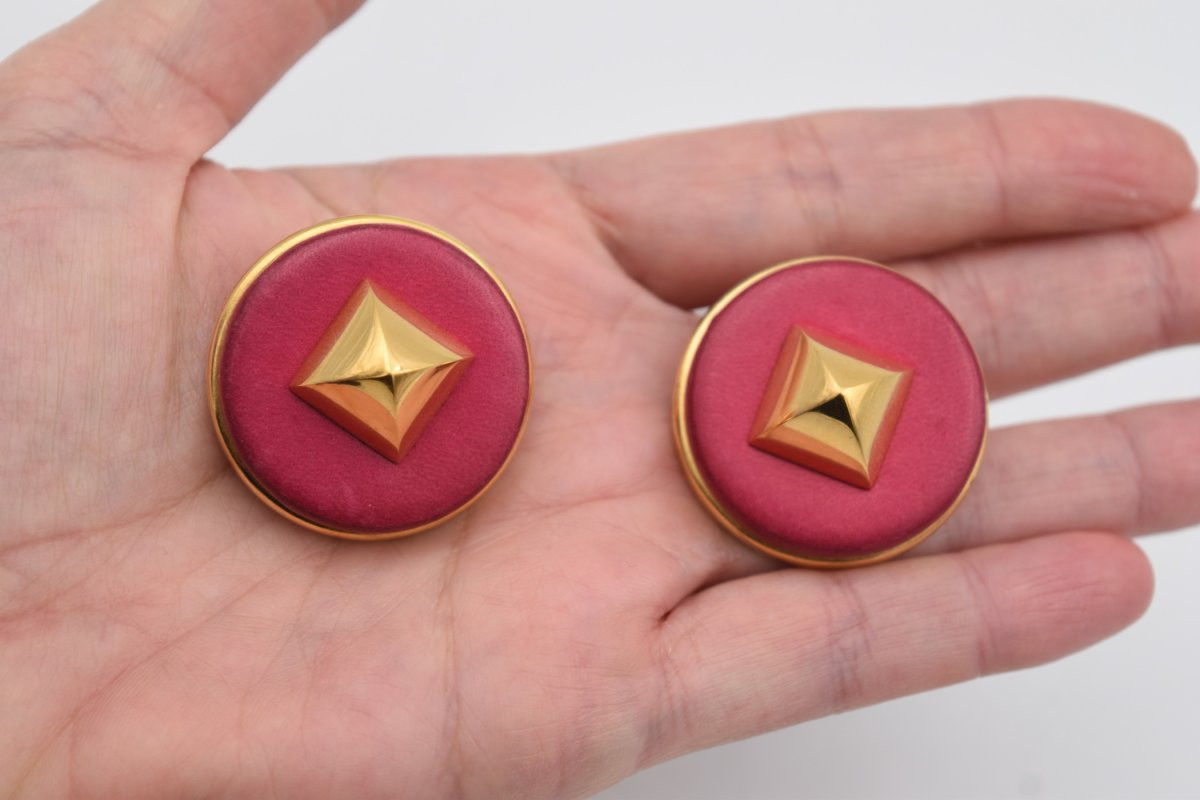 Paire de boucles d'oreilles à clips vintage Hermès Médor-photo-2
