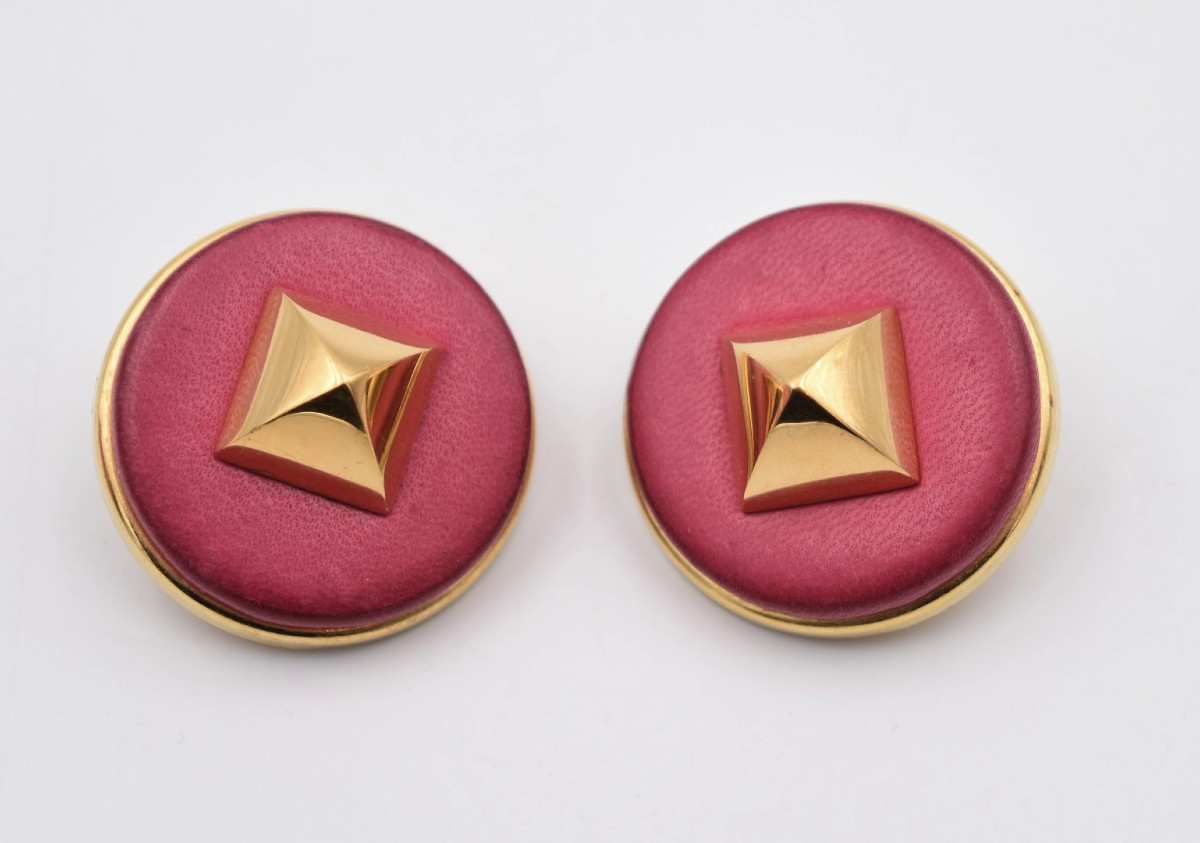 Paire de boucles d'oreilles à clips vintage Hermès Médor