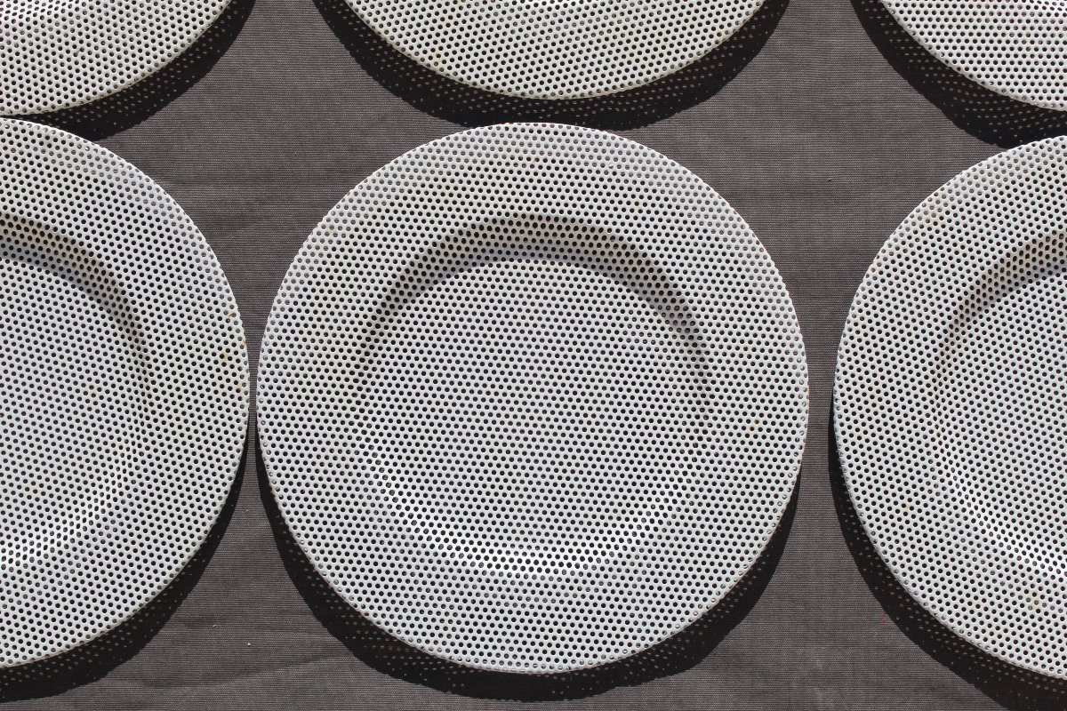 Christofle Pavilion 6 Perforated Plates In White Lacquered Metal-photo-2