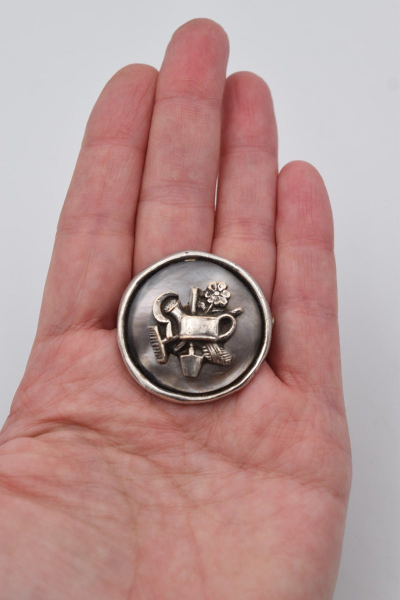 Line Vautrin Brooch In Silvered Bronze And Mother-of-pearl, Signed Lv-photo-4