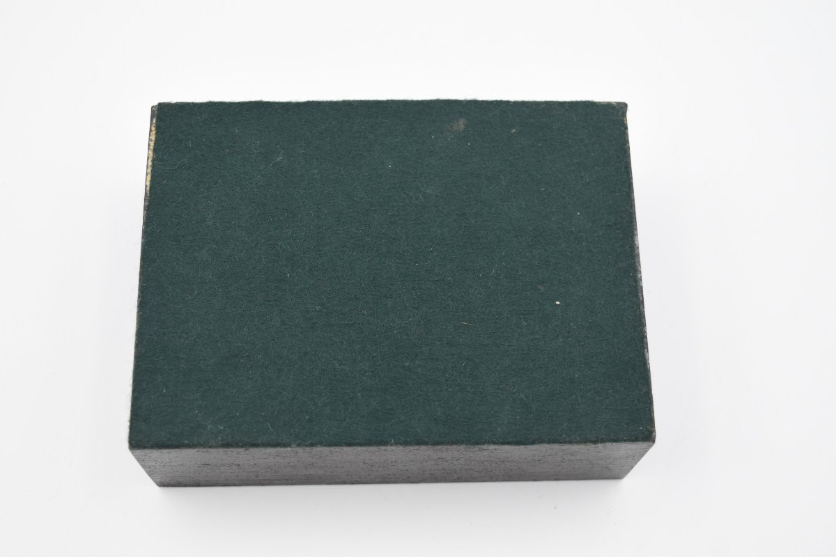Mithé Espelt Box With Bird Design-photo-7