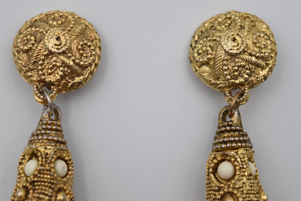 Paire de grandes boucles d'oreilles à clips signées Kalinger-photo-1