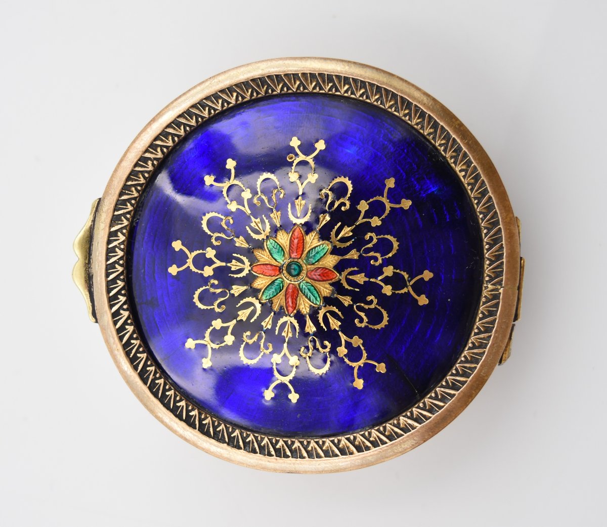 Ancienne petite boite à bijoux émaux bressans et bronze ou laiton doré-photo-2