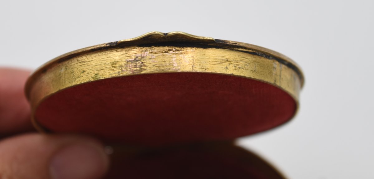 Ancienne petite boite à bijoux émaux bressans et bronze ou laiton doré-photo-8