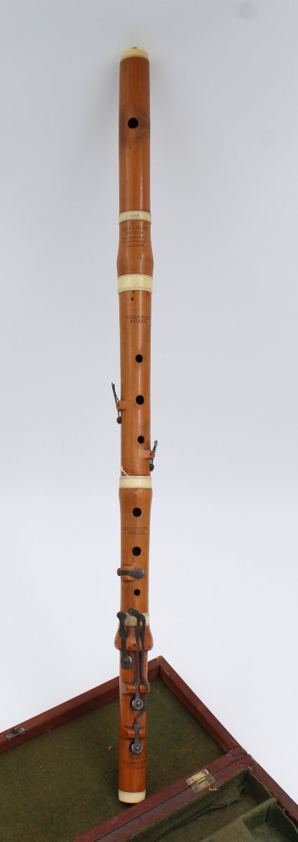 Flute ancienne réalisée par William Henry Potter 19 ème