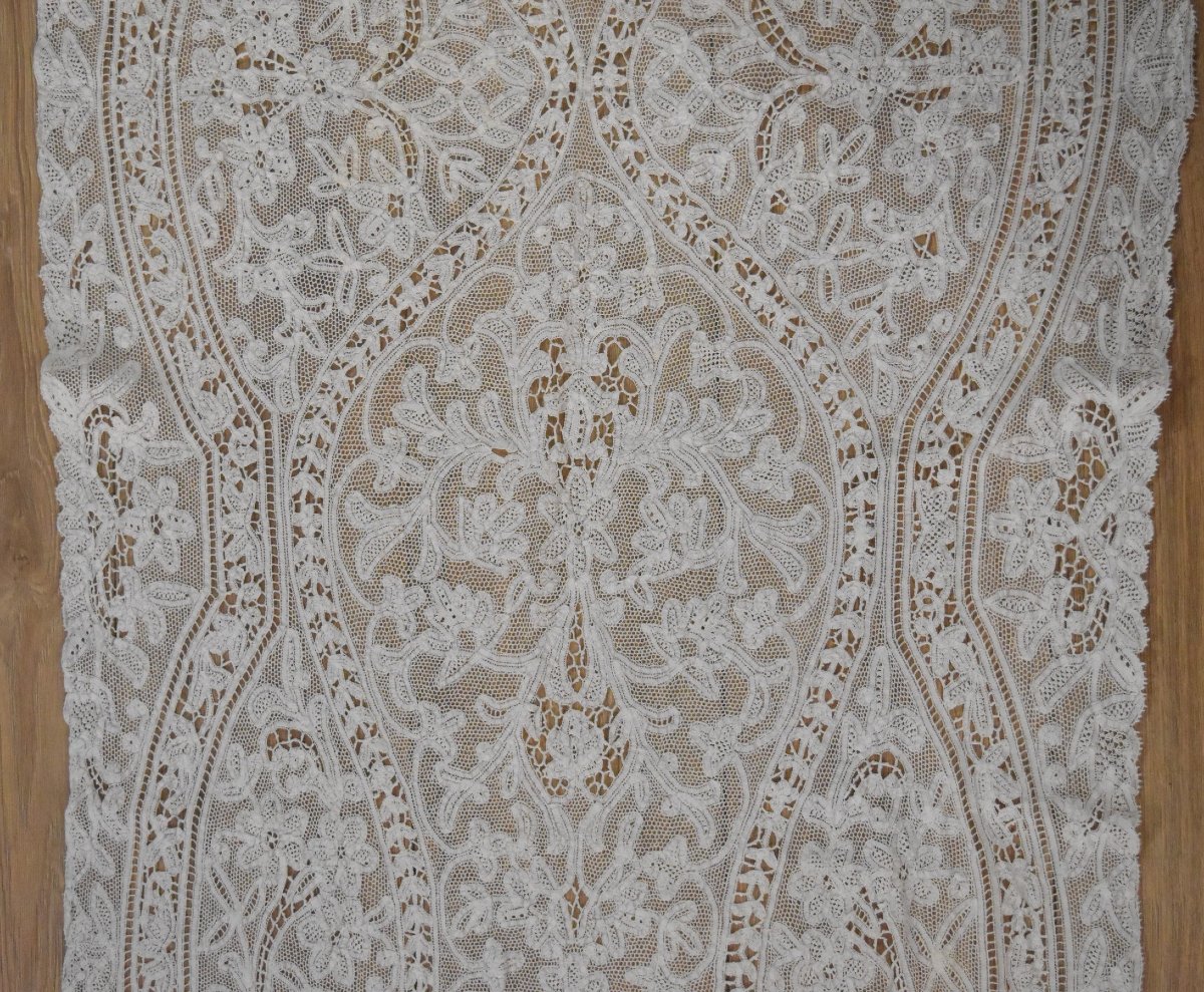 Antique Milan Lace Altar Cloth Or Table Runner -photo-1