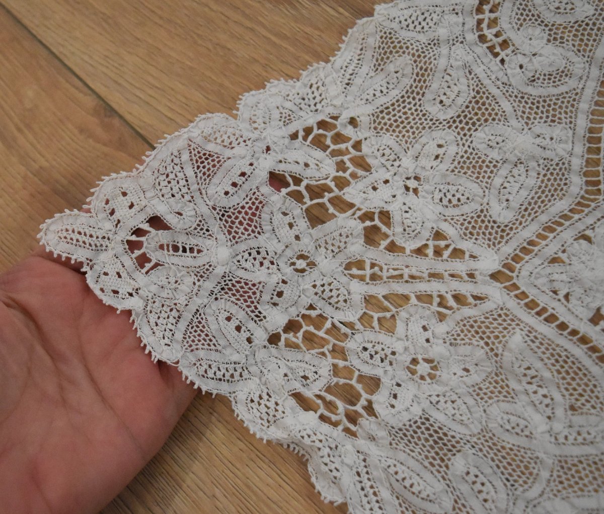 Antique Milan Lace Altar Cloth Or Table Runner -photo-4