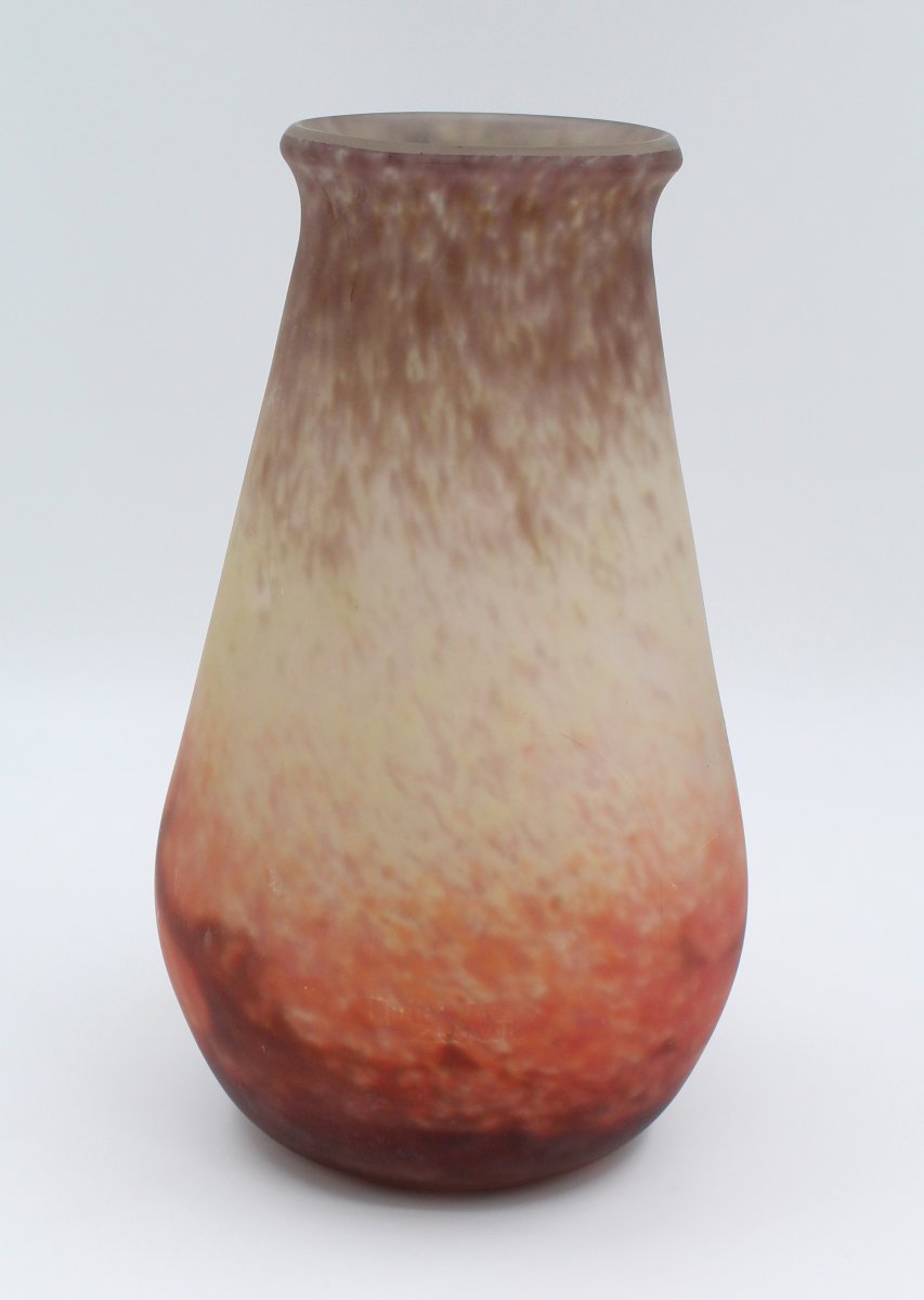 GRAND VASE en pâte de verre signée " MULLER FRERES LUNEVILLE " H= 30 CM