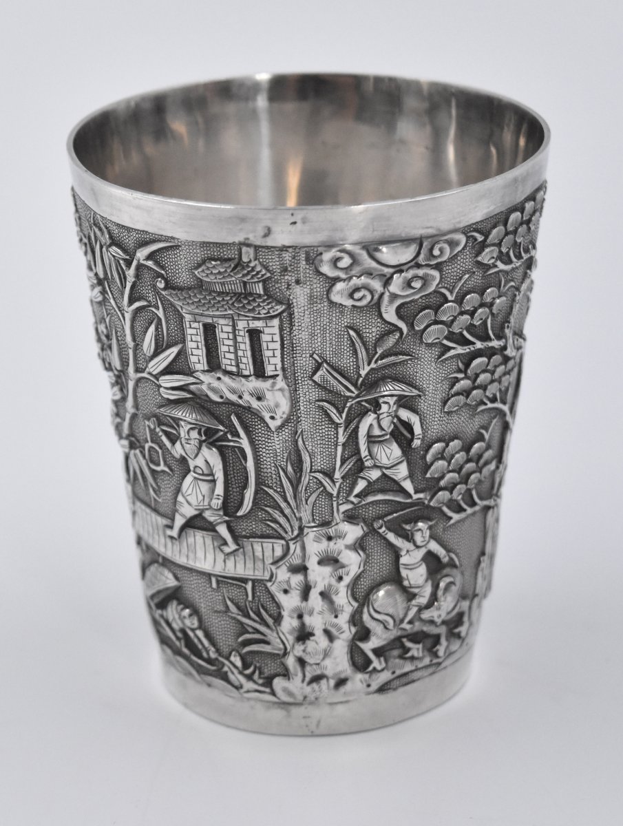 Goblet In Sterling Silver Chinese A Decor Of Village Characters And Bamboo China XX Eme-photo-3