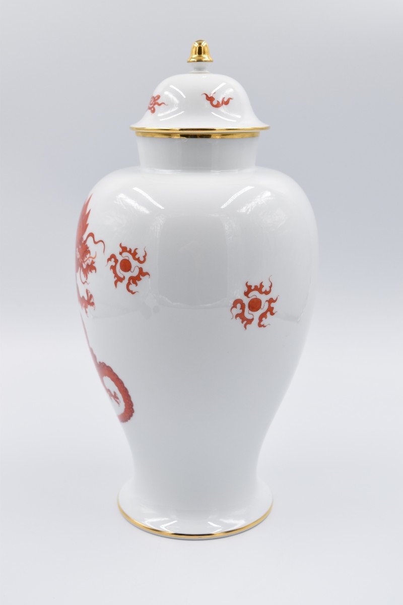 Grand Vase à Couvercle En Porcelaine De Meissen Décor De Dragon Ming En Rouge -photo-2