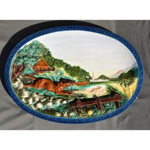 Grand Plat En Fa&iuml;ence De Sarreguemines Decor De Chasse Barbotine Majolica