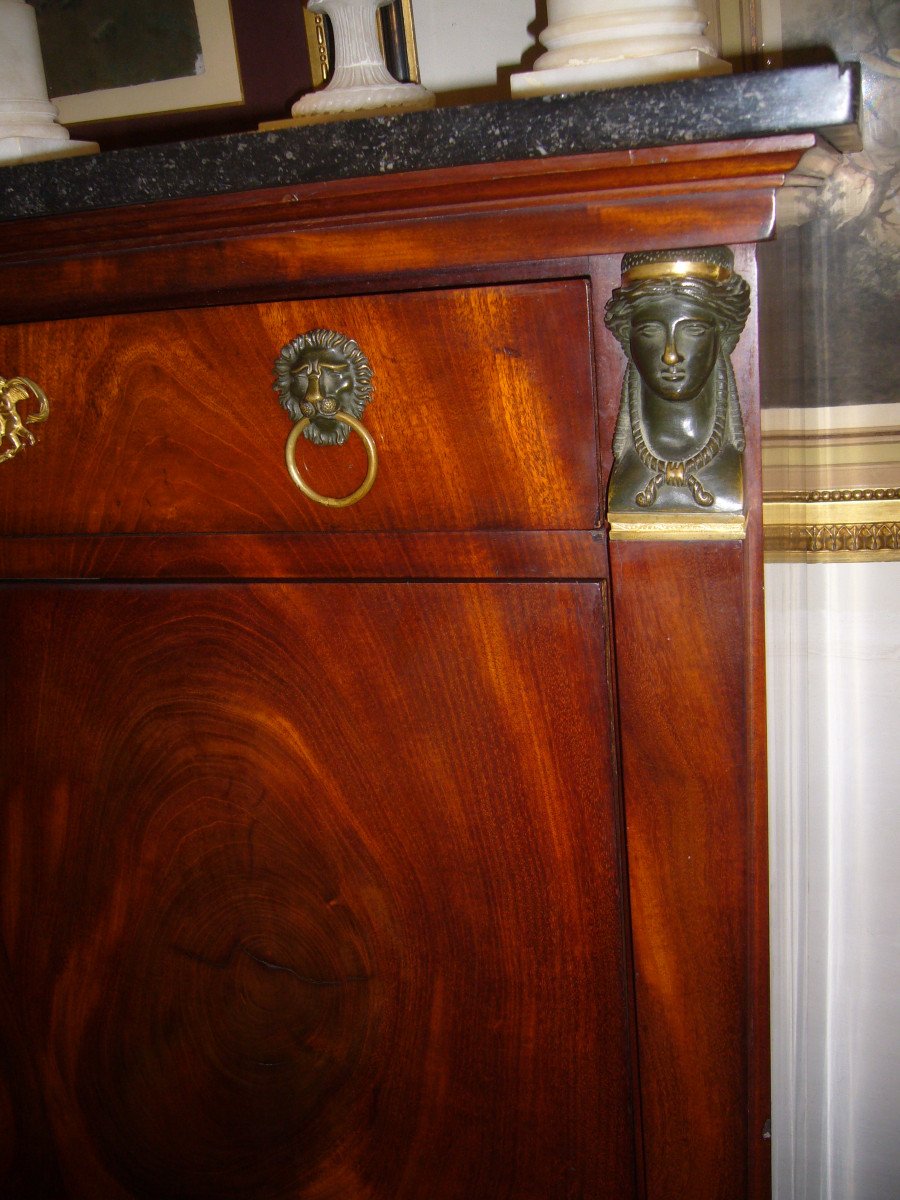 Secretary Empire Return From Egypt-photo-3