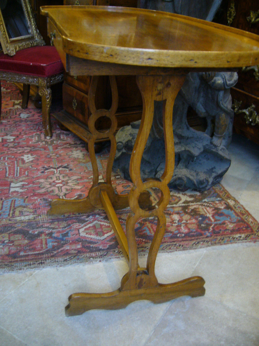 Kidney-shaped Louis XVI Coffee Table-photo-3