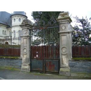 Piliers,portail Et Grilles