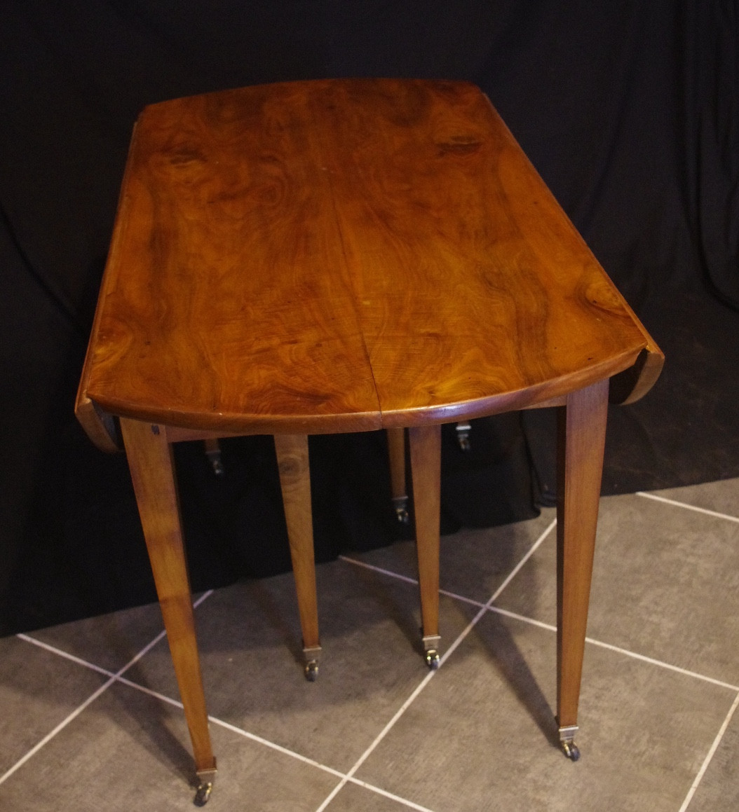 TABLE A VOLETS EN NOYER MASSIF-photo-3