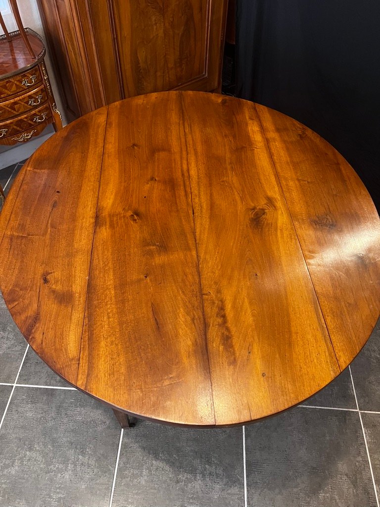 TABLE A VOLETS EN NOYER MASSIF