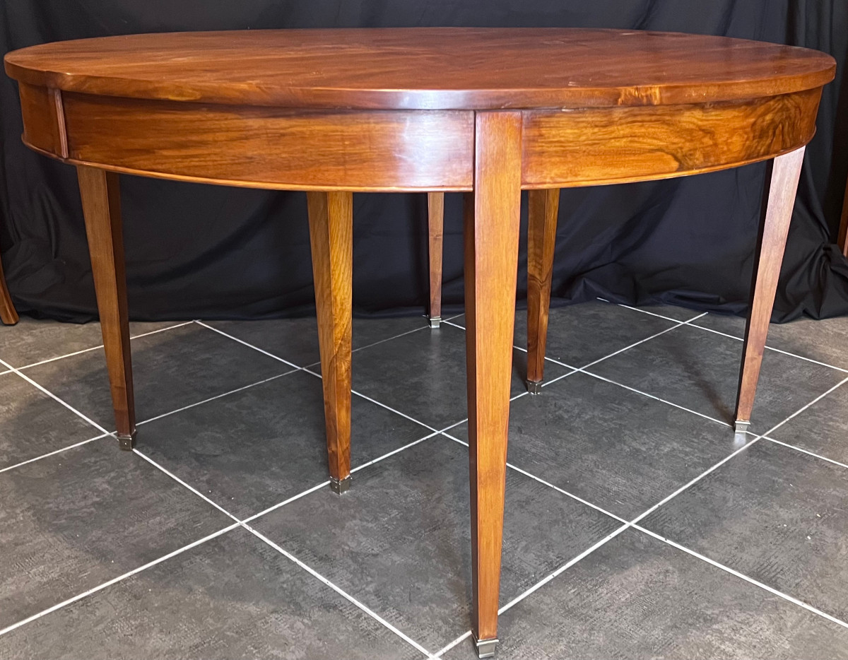 Table à ceinture(ou bandeau) en noyer massif.      -photo-3