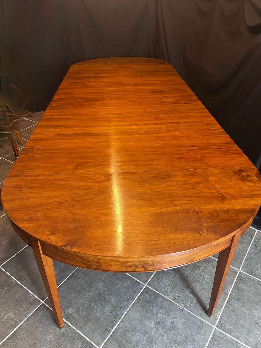 Table à ceinture(ou bandeau) en noyer massif.      -photo-2