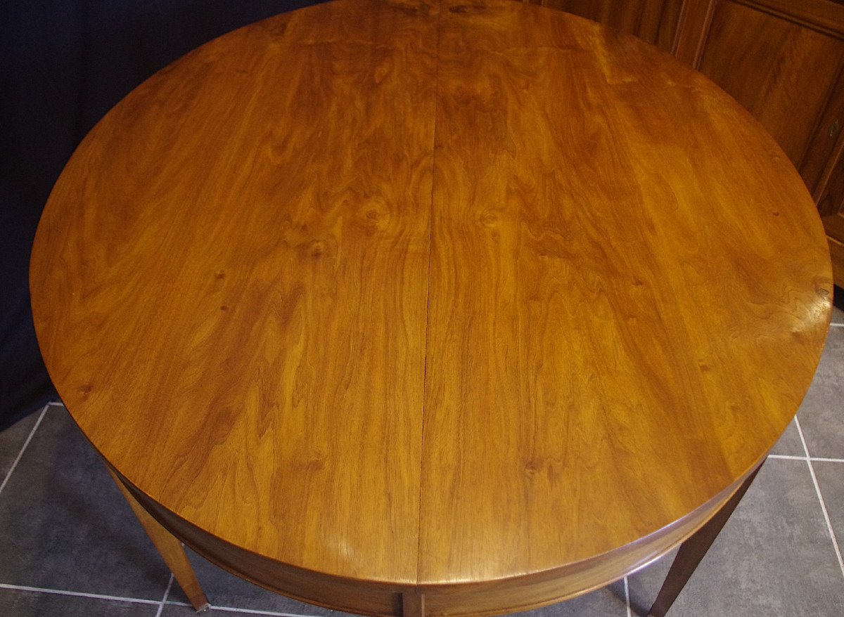 Table à ceinture(ou bandeau) en noyer massif.      -photo-3