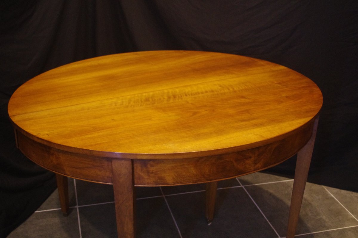 Table à ceinture(ou bandeau) en noyer massif.-photo-2