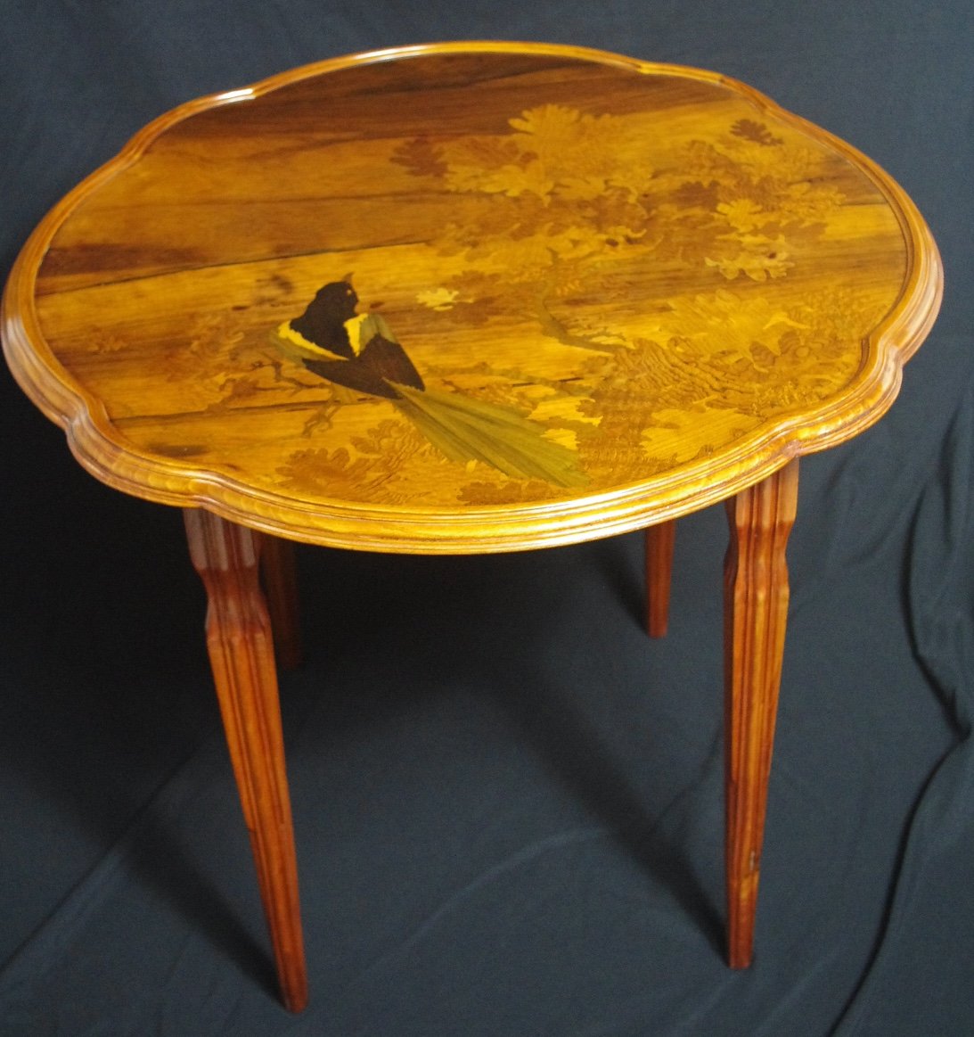 EMILE GALLÉ petite table d'appoint