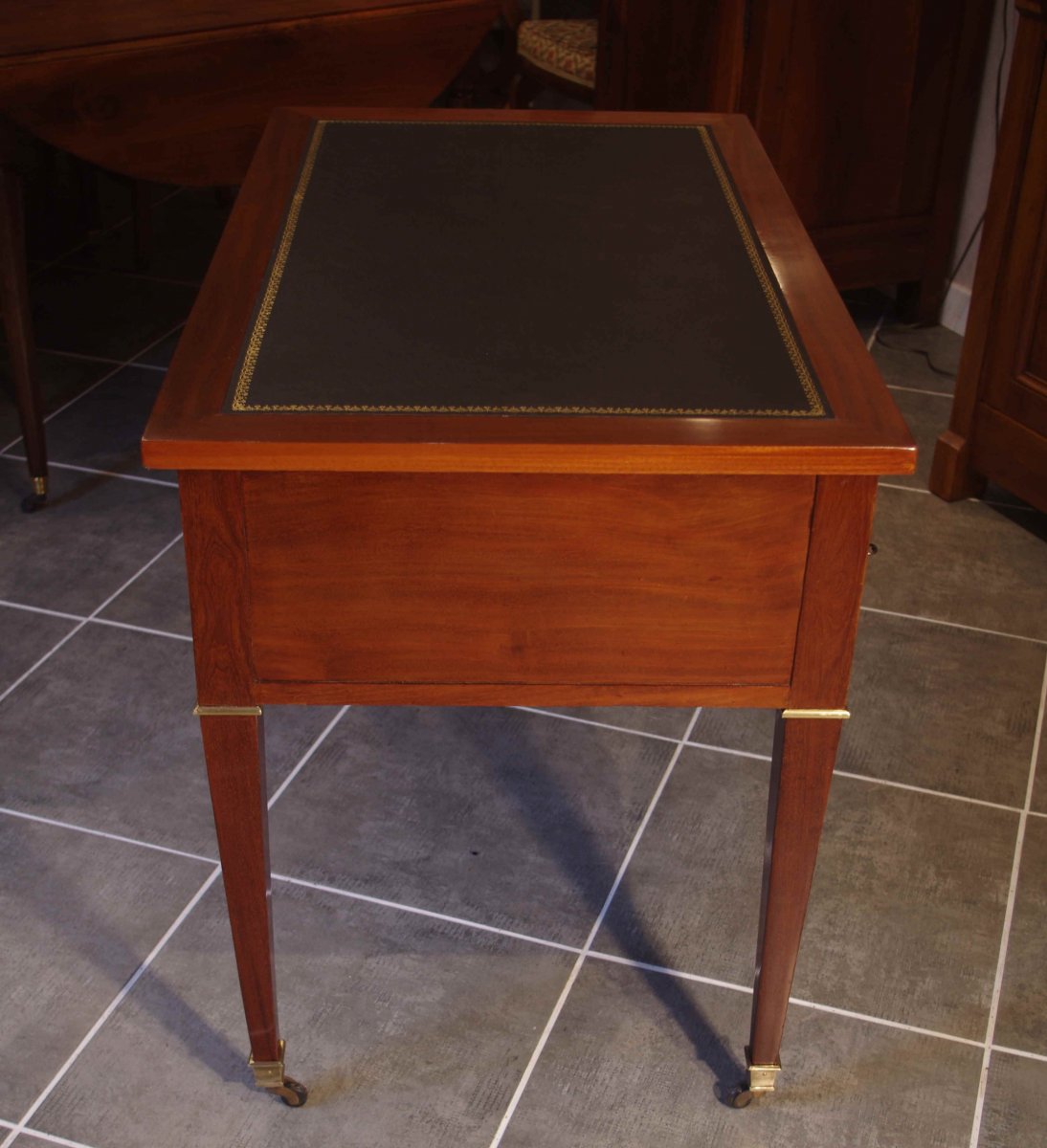 Louis XVI Mahogany Desk-photo-4