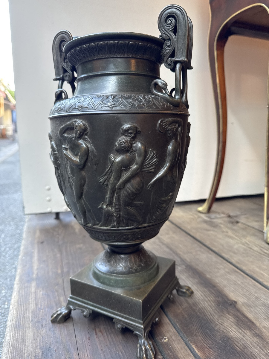 Neoclassical Bronze Vase-photo-2