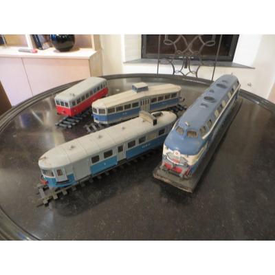 4 Maquettes De Trains