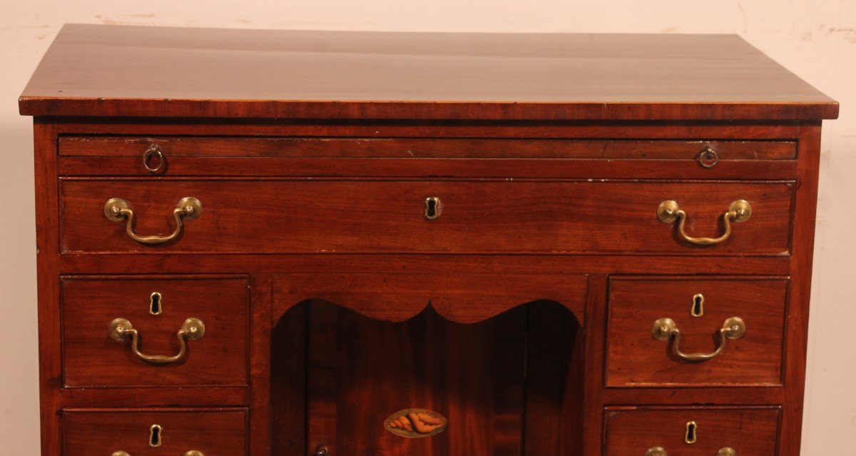 Small 18th Century Mahogany Kneehole Desk George III-photo-2
