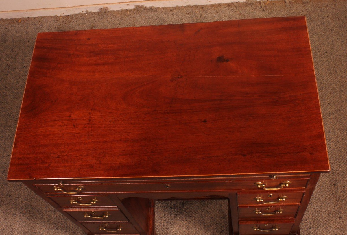 Small 18th Century Mahogany Kneehole Desk George III-photo-7