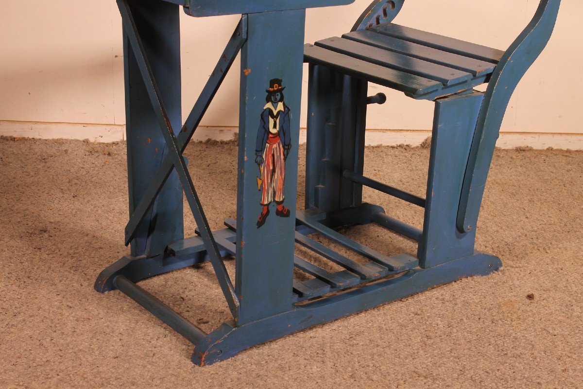Polychrome School Desk-photo-2