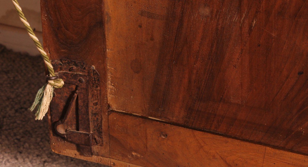 Armoire En Noyer Du 17° Siècle - Italie-photo-1