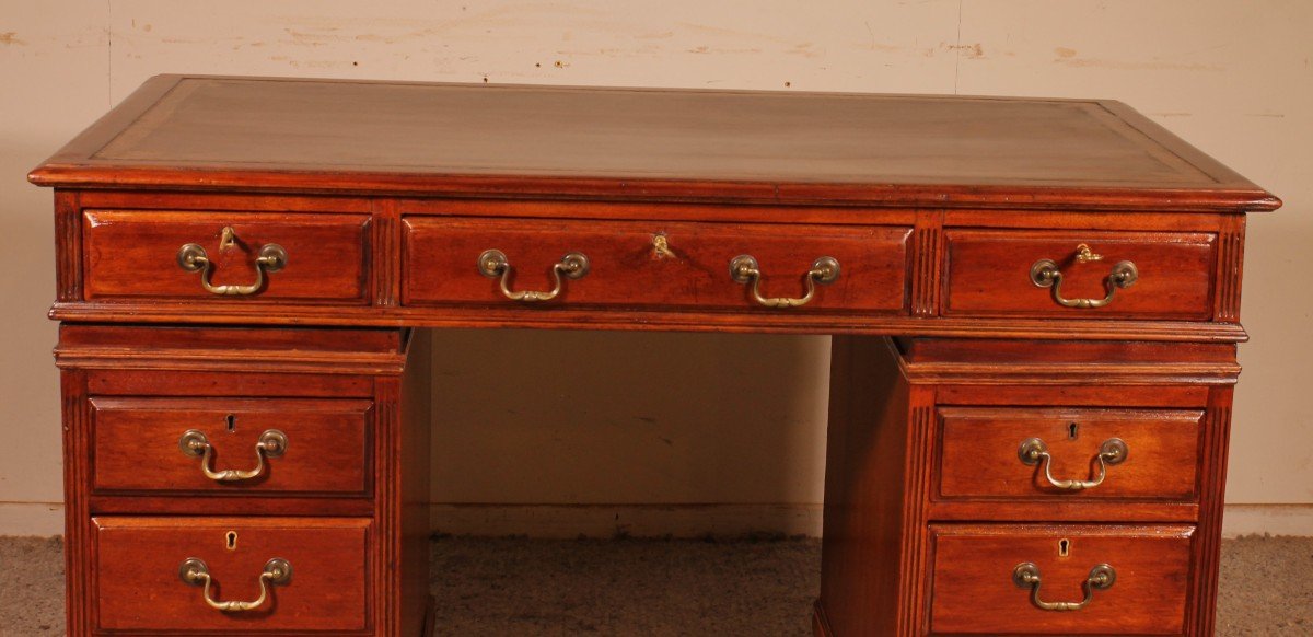 Small Mahogany Pedestal Desk From The 19 ° Century-photo-2