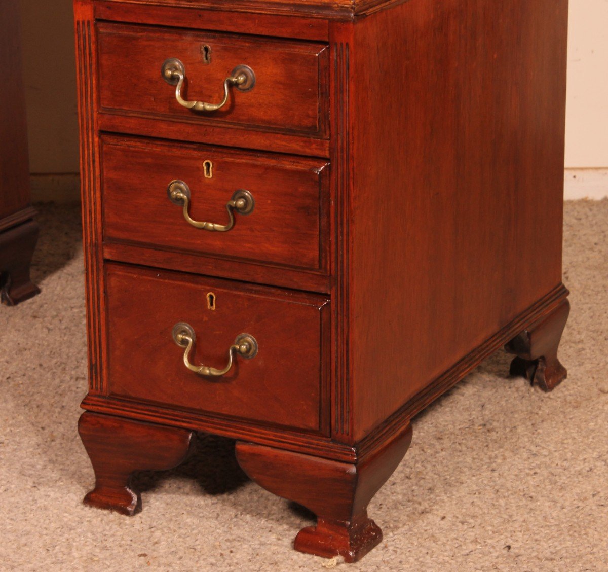 Small Mahogany Pedestal Desk From The 19 ° Century-photo-4