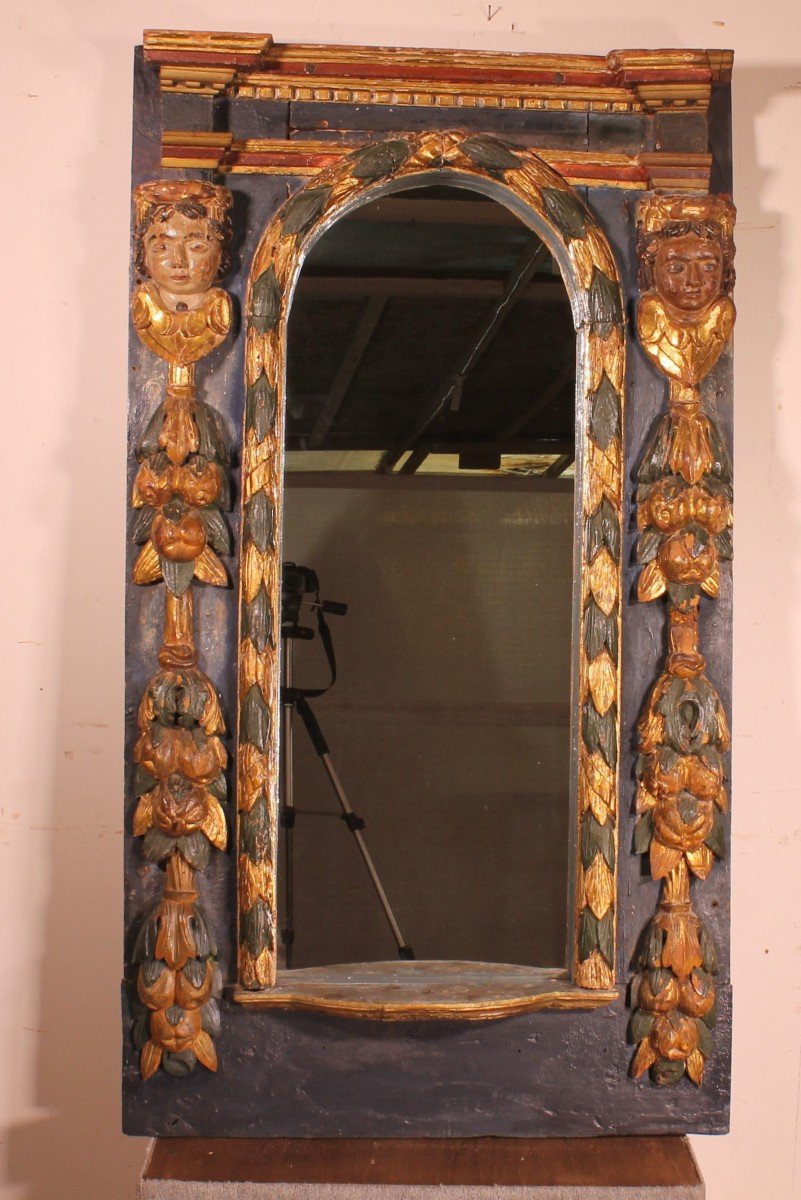 Grand Miroir Espagnole Du 17° Siècle En Bois Polychrome