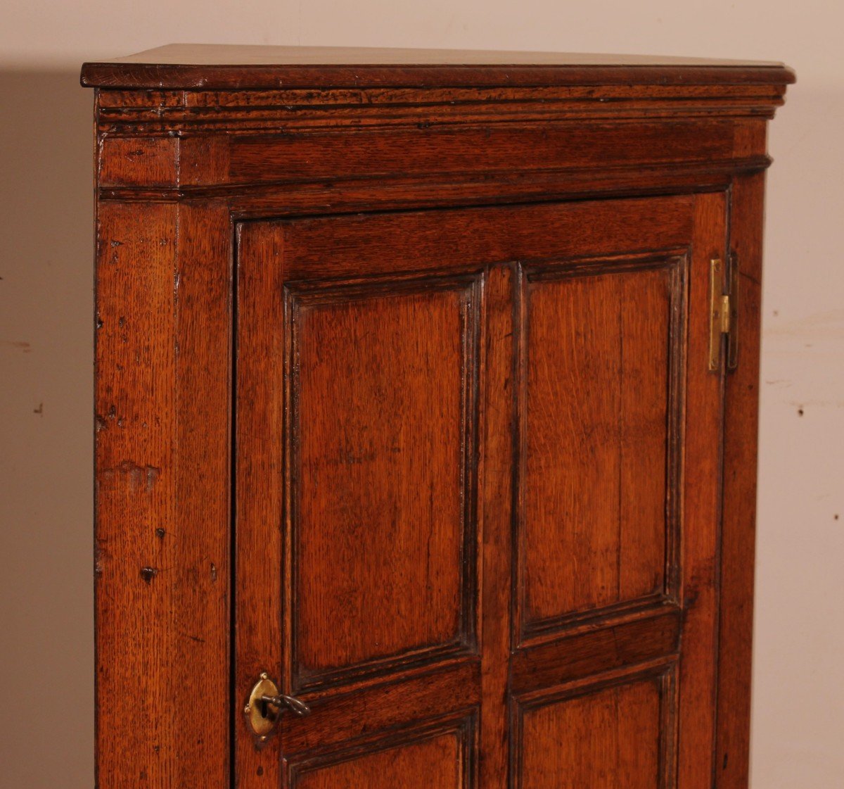 Oak Corner Cupboard Circa 1800-photo-2