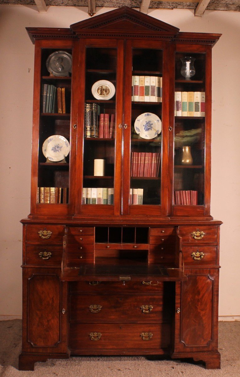 Mahogany Showcase Cabinet  Or Library From The 18th Century