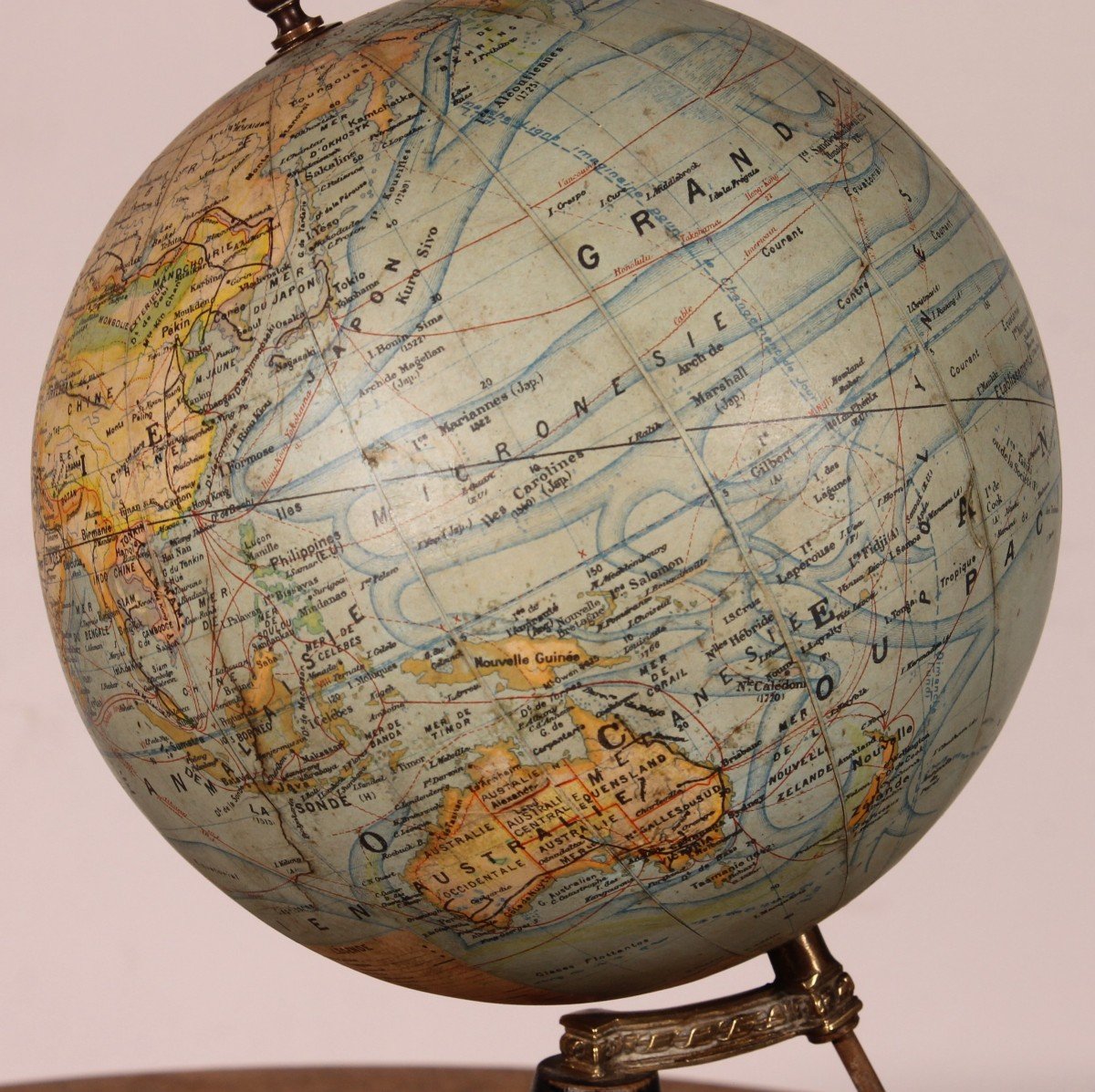 Small Terrestrial Globe From J.forest - Paris-photo-1