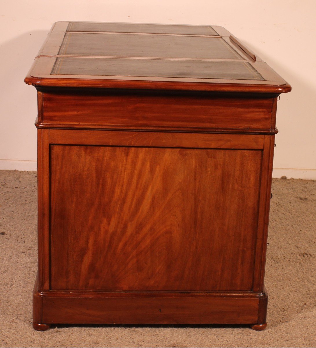 Mahogany Pedestal Desk From The 19th Century-photo-7