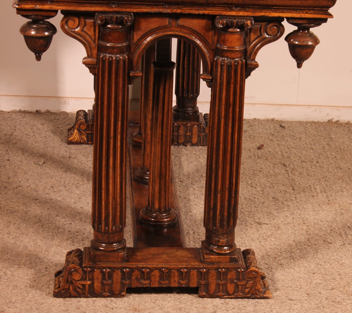 table d'époque renaissance en noyer- 16° siècle-photo-1