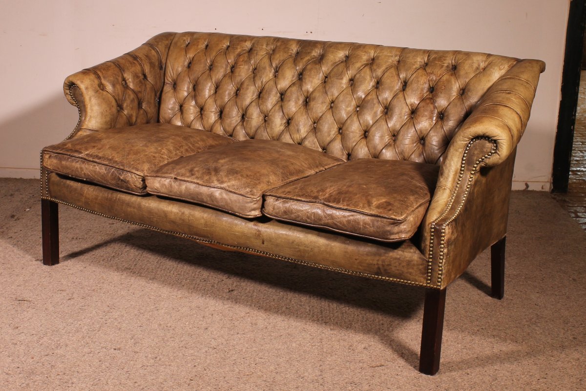 Chesterfield 3 Seater In Light Green Olive Leather-photo-6