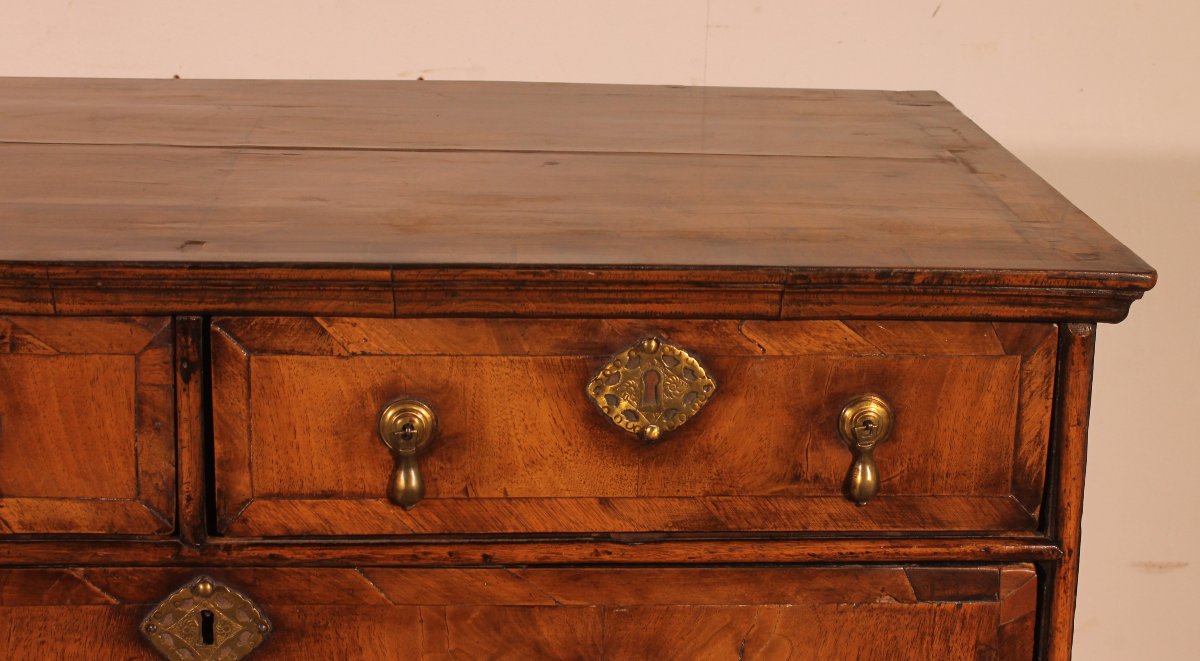 commode William and Mary en noyer du 17° siècle-photo-1