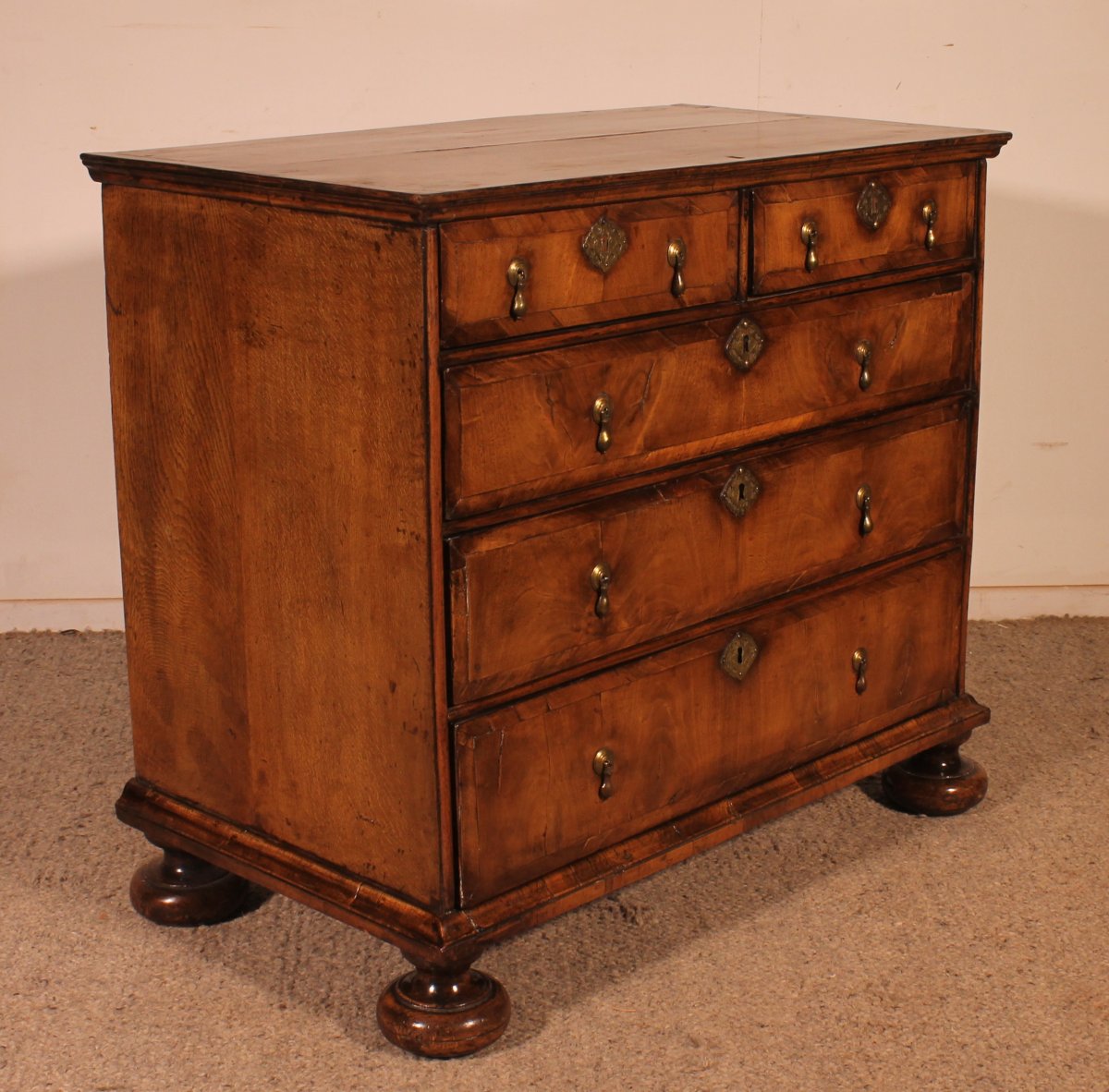 commode William and Mary en noyer du 17° siècle-photo-2