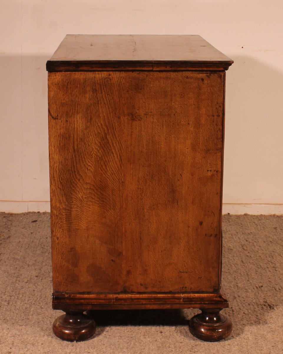 commode William and Mary en noyer du 17° siècle-photo-3