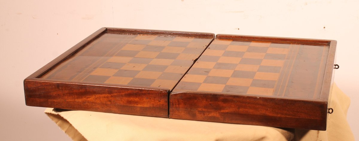 19th Century Games Box In Walnut And Boxwood-photo-1